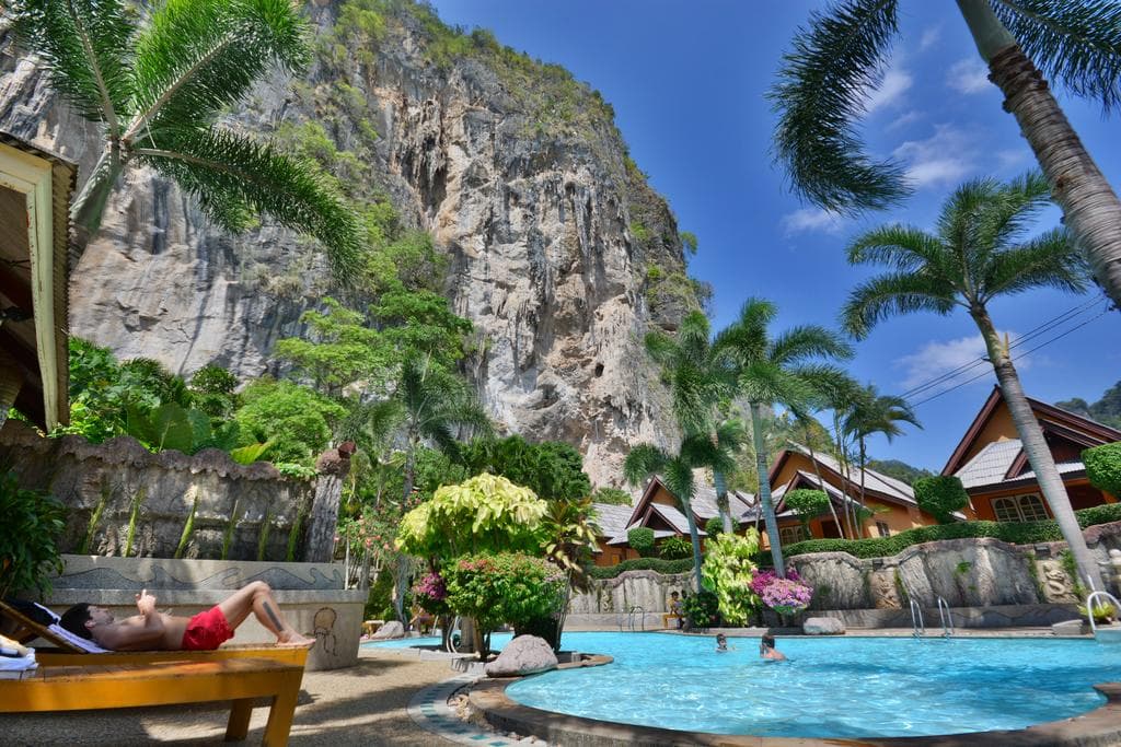Diamond Cave Resort & Spa
