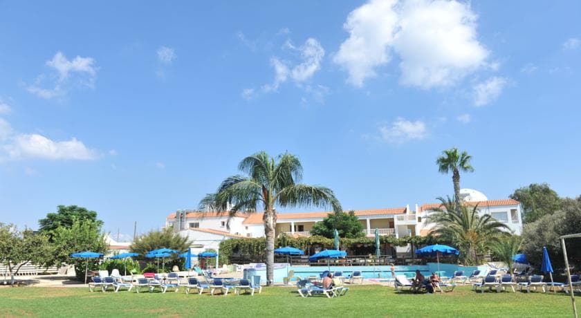 Captain Karas Holiday Apartments