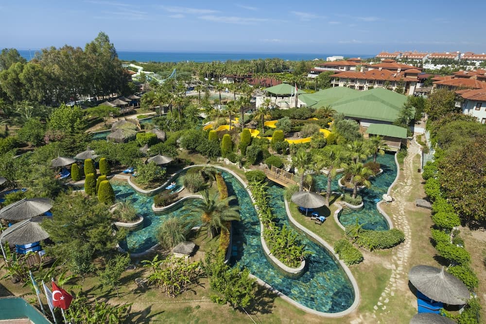 Water Side Resort & Spa