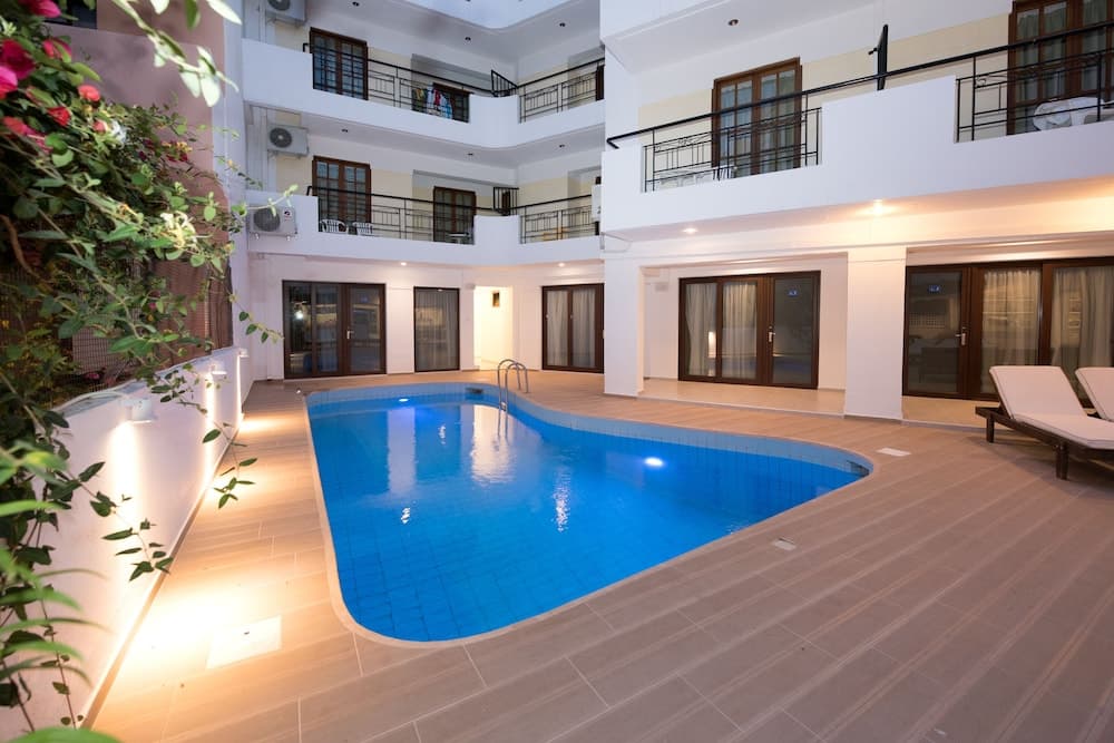 Artemis Hotel Apartment Chersonisou