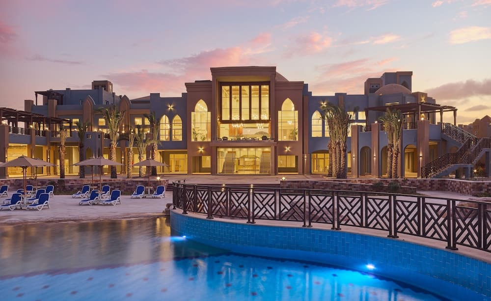 Lazuli Hotel
